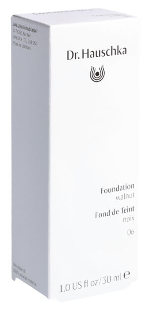 DR. HAUSCHKA Foundation 06 walnut 30 ml